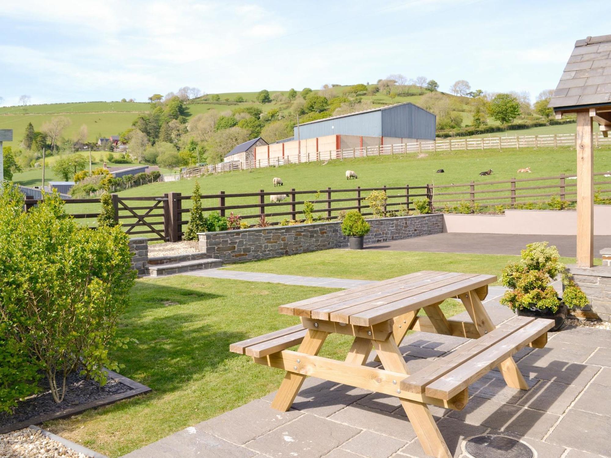 Maes Y Bryn Farmhouse Llanwrda Eksteriør bilde